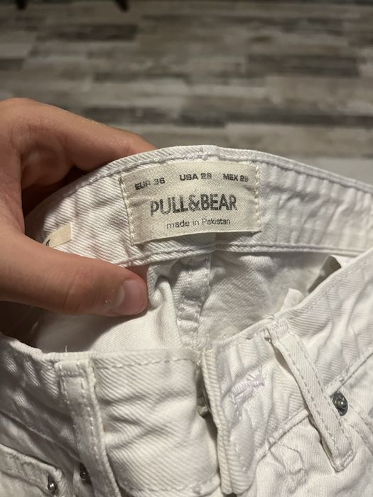 Blugi scurti albi