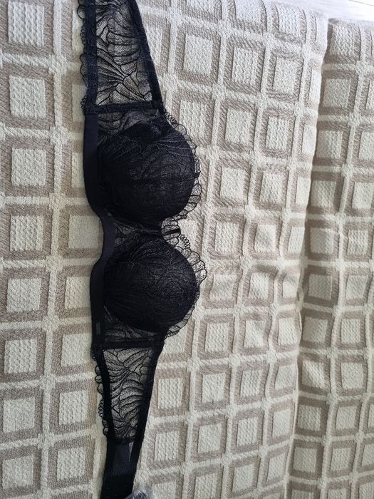 Sutien din dantela Calvin Klein