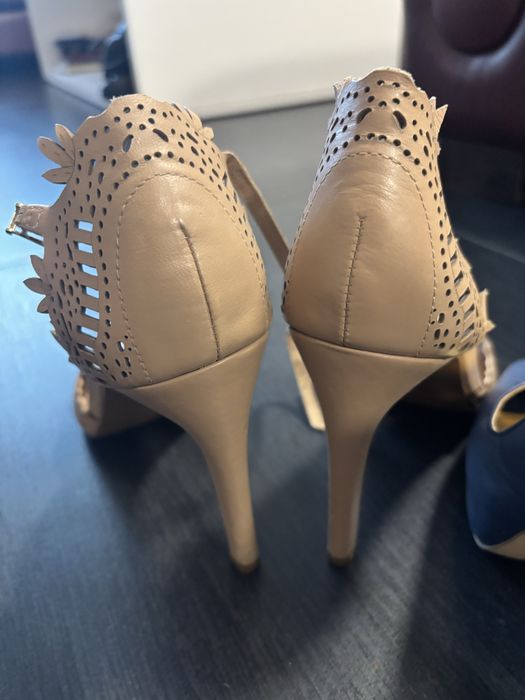 Дамски средно високи токчета