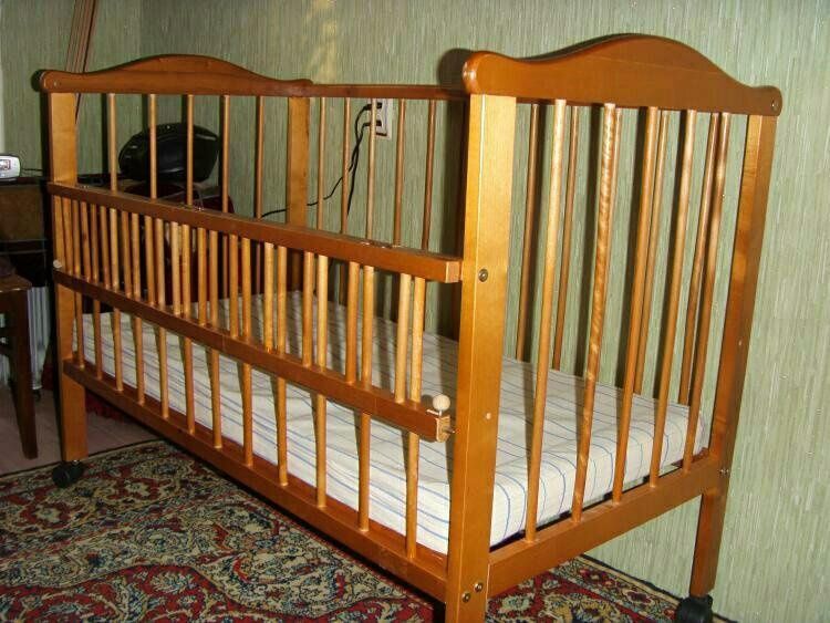 Продам манеж в хорошем состоянии