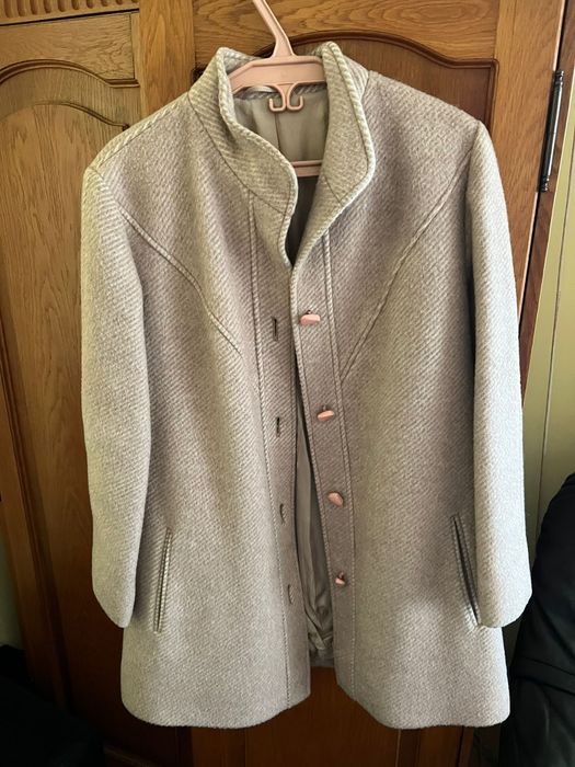 Palton trei sferturi din stofa de lana Germania