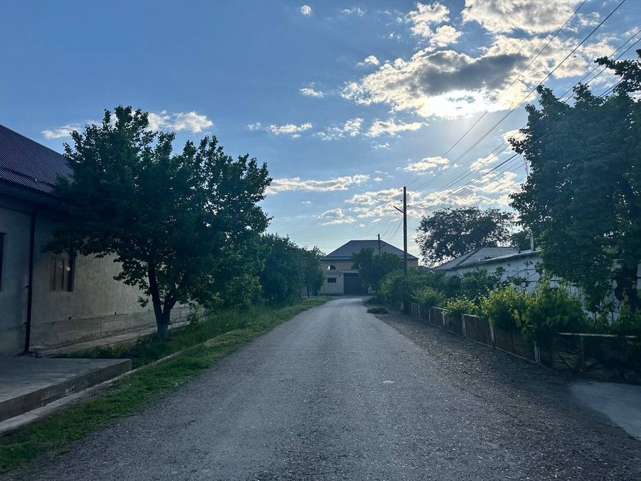 Ховли сотилади Hovli sotiladi