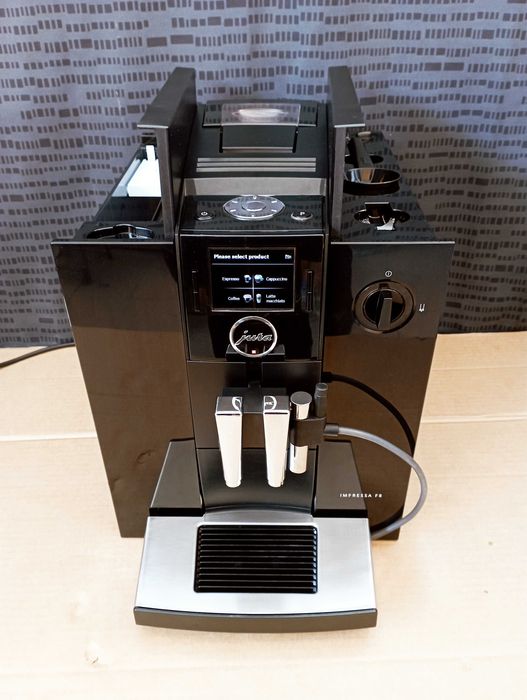 Кафеавтомат JURA F8 IMPRESSA