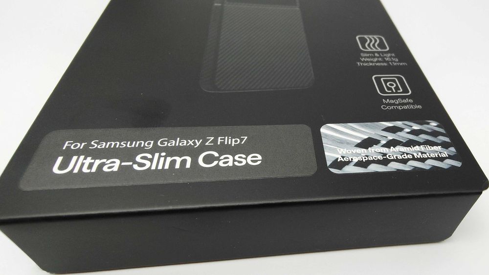 Pitaka Classic Ultra-Slim Case for Samsung Galaxy Z Flip7