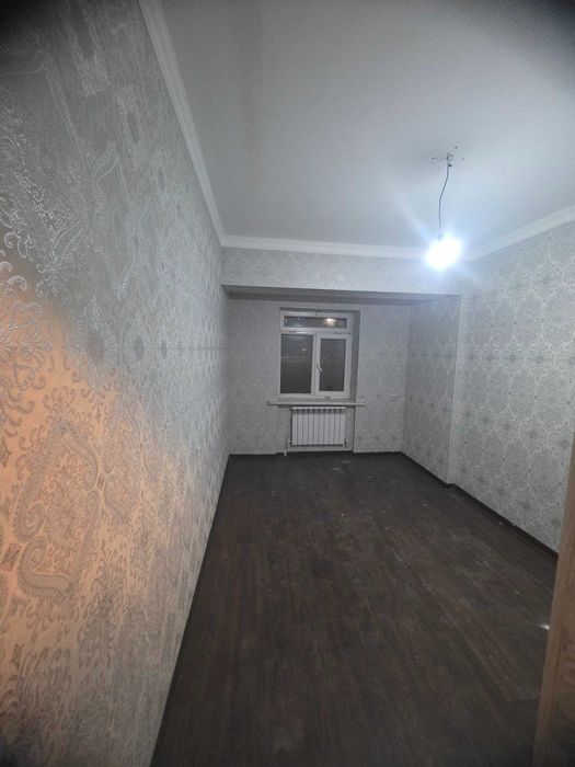 Srochno sotiladi! 2 xonali kvartira, Yangi Hayot 9, 1-qavat