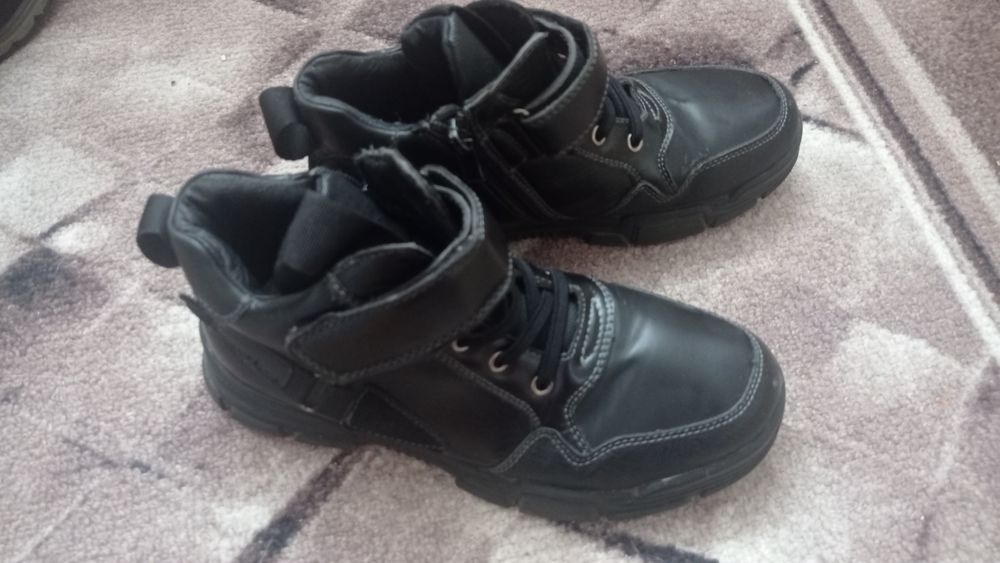 Продам обувь демисезонную