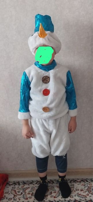 Продам новогодние костюмы
