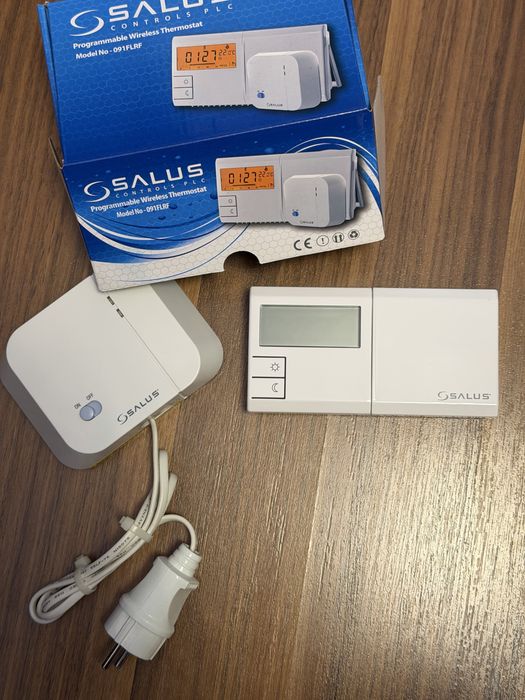 Termostat SALUS 091FLRF