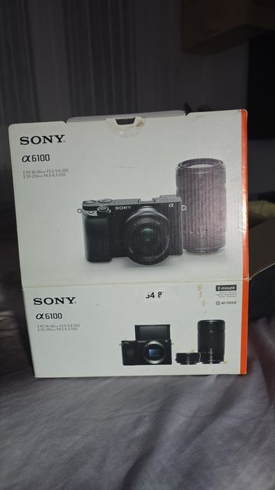 Vând Sony Alpha 6100 + 2 obiective Sony – 24,2 MP, 4K