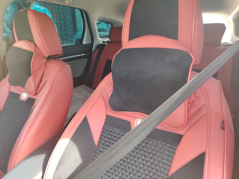 Sotiladi Lada VestaSW kross