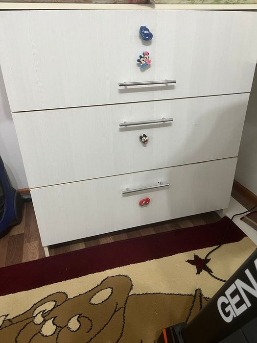 Шифонер өте жақсы жағдайда қолданыста болған