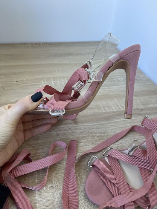 Sandale Pretty Little Thing marimea 36