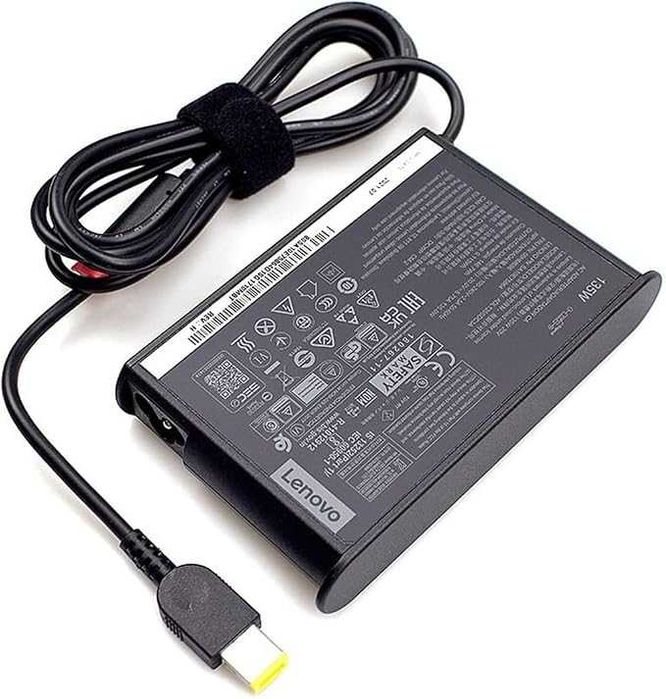 Оригинално зарядно Lenovo 135w правоъгълна букса