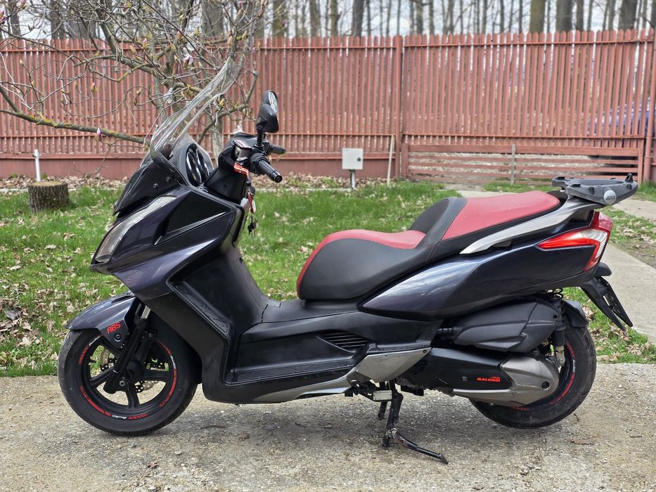 MAXI SCUTER KYMCO 2013 DOWNTOWN ABS  scuter 300 stare perfecta yamaha honda kymco suzuki kawasaki
