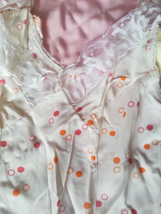 Престилки за всяка домакиня, комбинезони, нощници