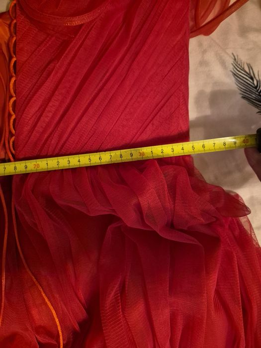 Rochie lunga de tulle cu detalii in talie si pe umeri - Ana Radu