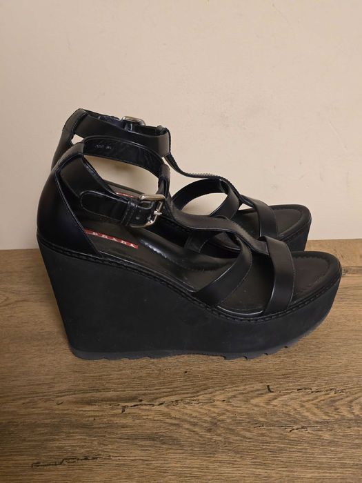 Prada оригинални дамски сандали на платформа