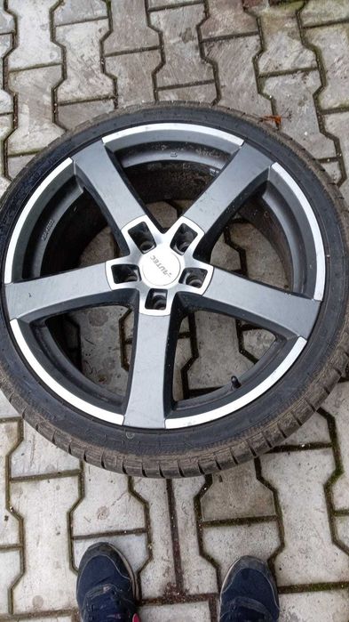 Jante Aliaj 5x114.3 cu anvelope de vara noi