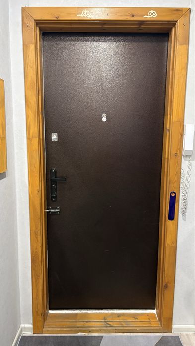 Дверь входная металлическая