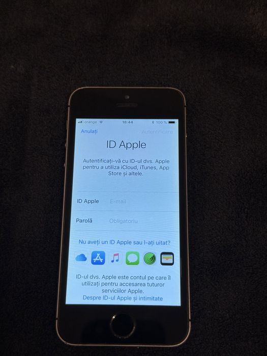 iPhone 5s  32GB iOS 11.2.6