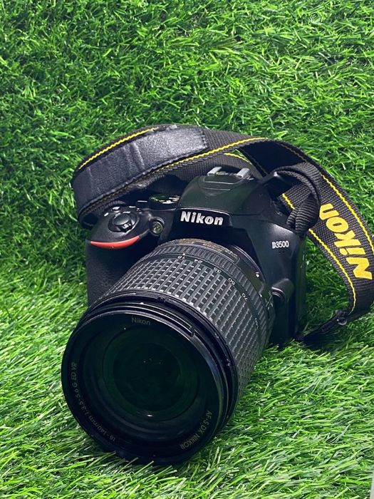 Фотоаппарат Nikon D3500 / Ломбард Даем Деньги