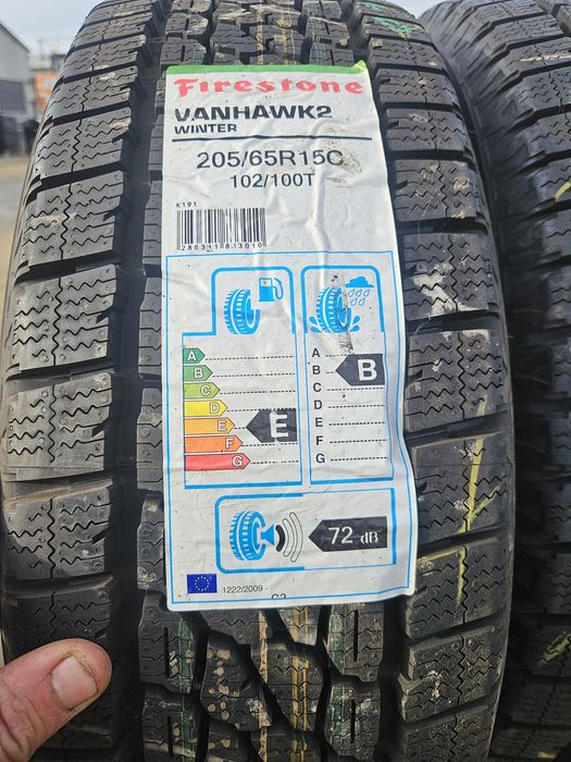 Vând anvelope iarna Noi 205/65/15 C 205/65r15 C FIRESTONE