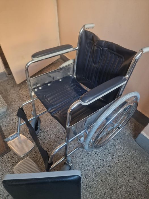 Инвалидна количка