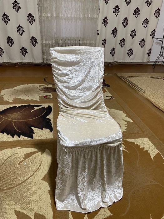 Продам чехол для стулья, цвет жемчуг