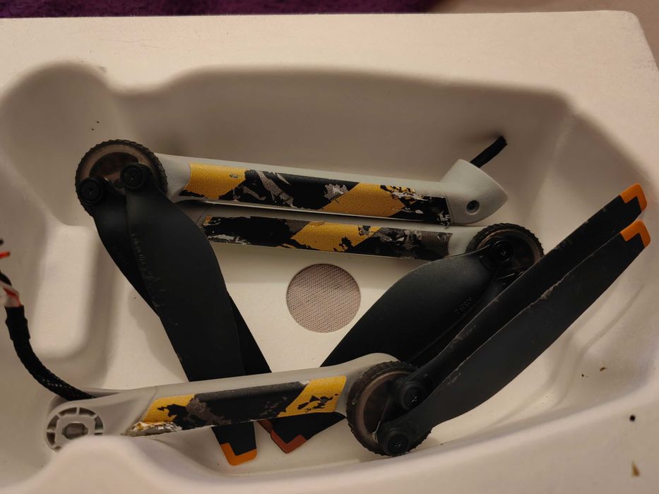 Дистанционно DJI RC-N1 и части