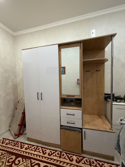 Шкаф в прихожую
