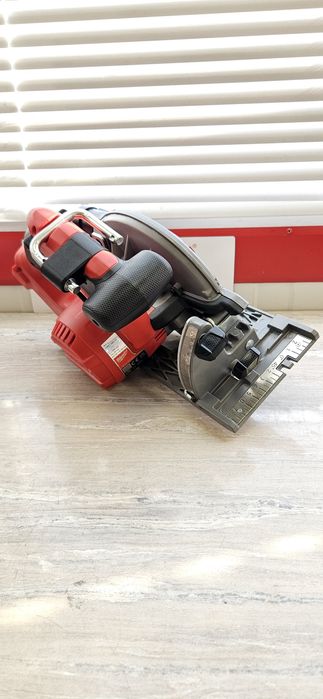 Milwaukee Циркуляр M18 CCS55
