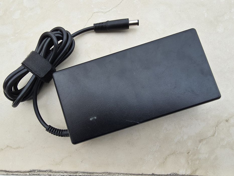 Alimentator HP 19,5V 180W mufa 7,4mm