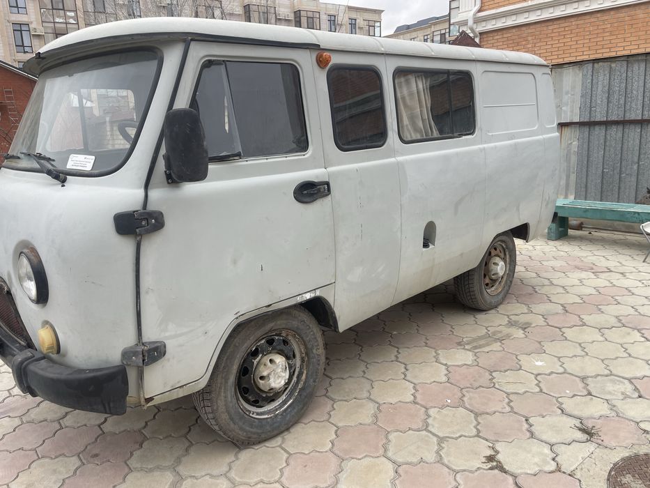 УАЗ буханка семиместный