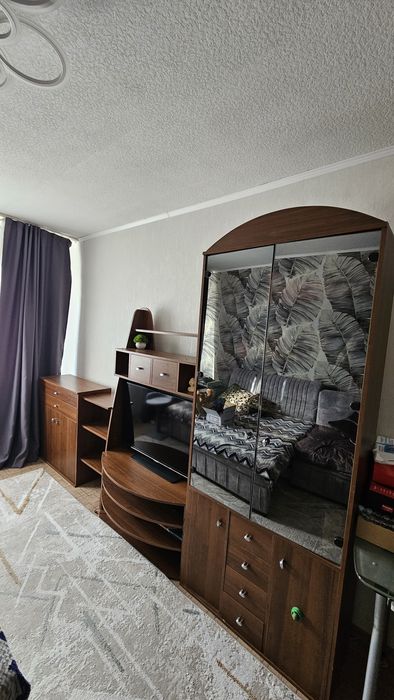 Продам стенку для гостиной