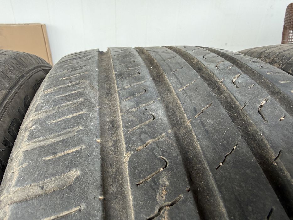 4бр. Летни Гуми С Борд 215/55R/18 -BARUM- DOT:3621- 5.0мм. *80€ за Комплект*