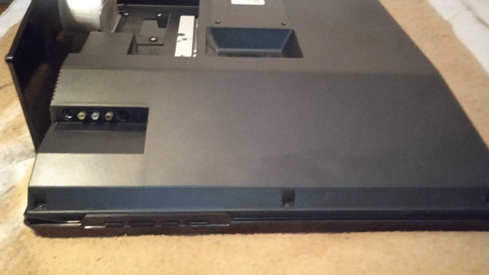 телевизор Philips модел 32pfl3312/10 HDMI подържа кабелна и eon тв