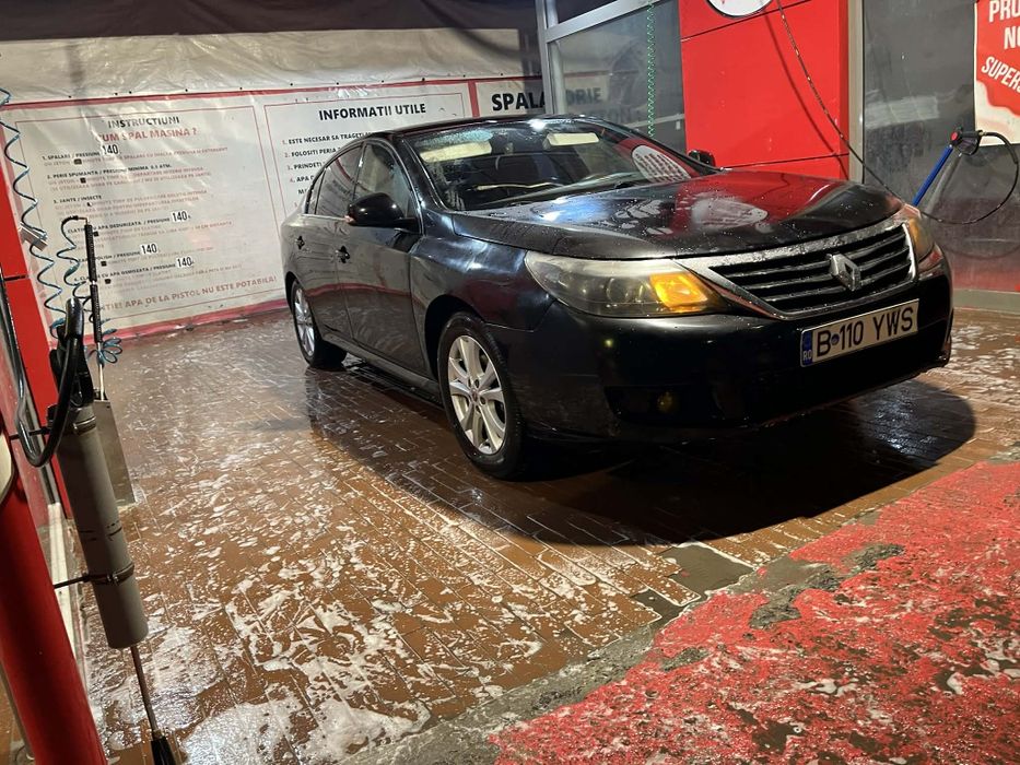 Renault Latitude  Confort și Performanta  2.0 16v Gpl