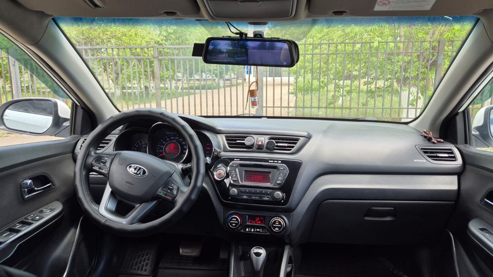 Продаю Kia Rio 2013