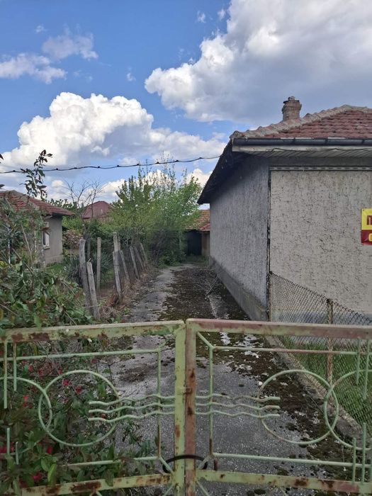 Продавам къща гр Дулово!