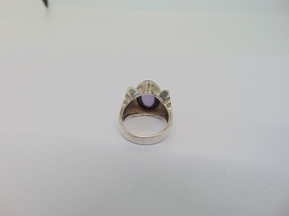Inel din argint cu ametist
