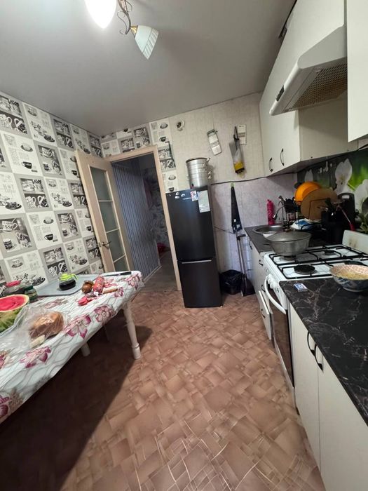 Продам 3 комнатную квартиру