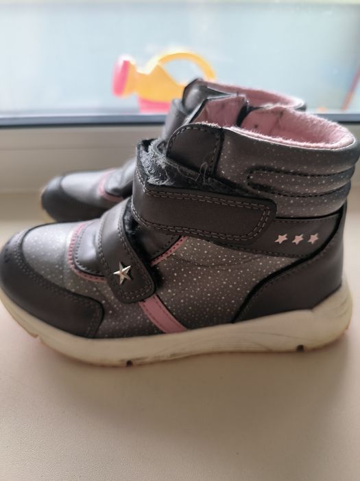Ботинки демисезонные на девочку размер 30