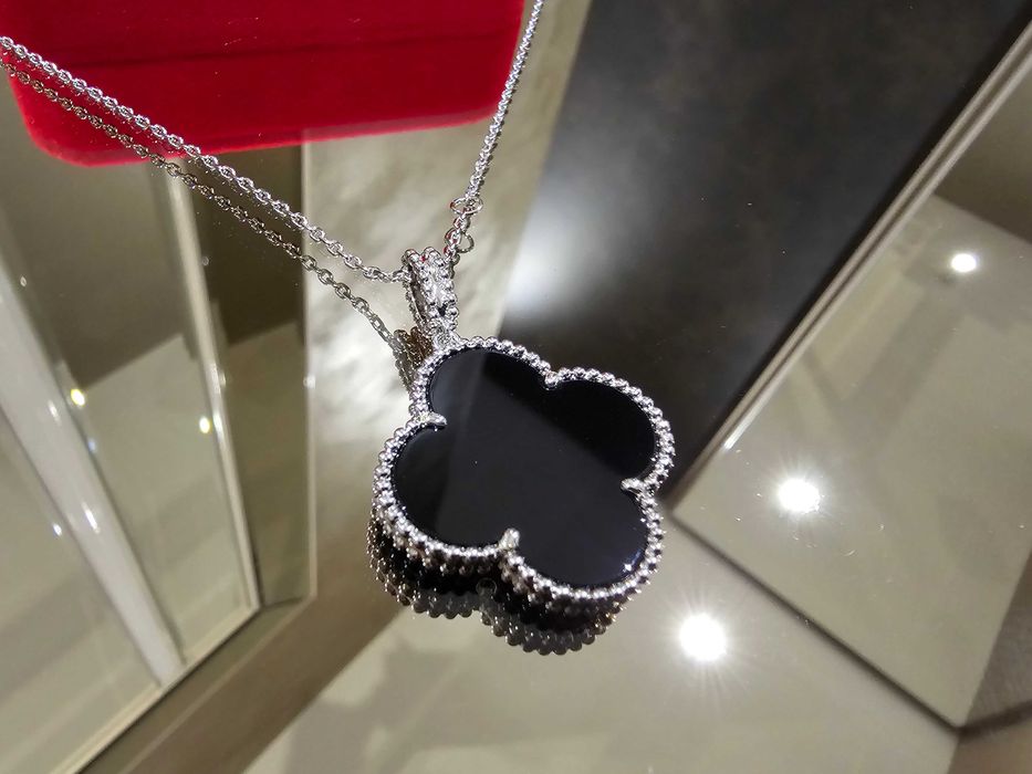 Van Cleef & Arpels VCA Silver Black Long Magic Alhambra Дамско Колие
