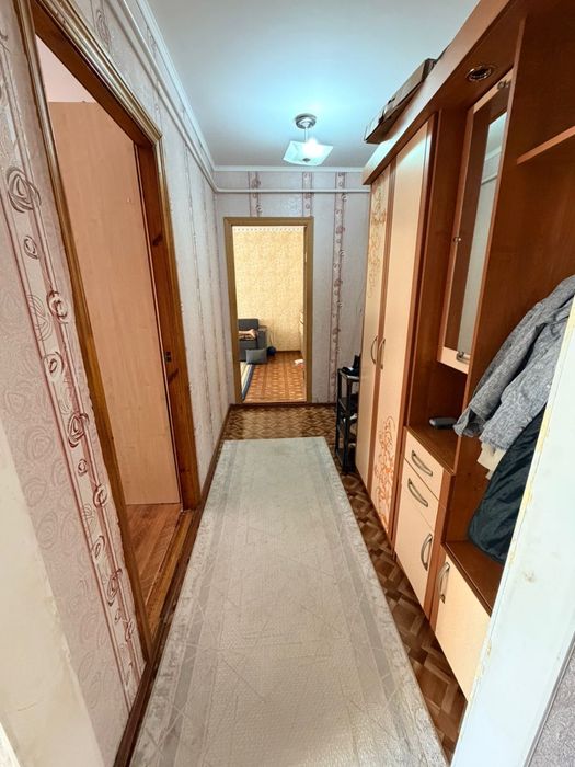 Сдается 2 ком кв в 4 мик