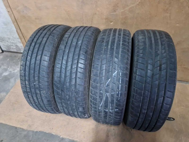 4 Bridgestone R15 185/65/ Anvelope de vară DOT0620