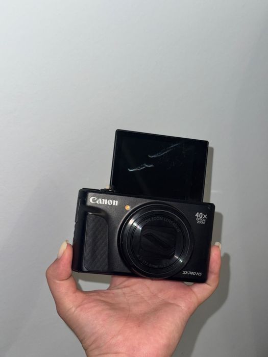 Фотоаппарат canon