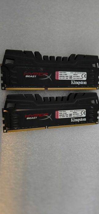 Vand 16GB RAMI DDR3 (2x8) Kingston HYPER X BEAST pe 2400 MHZ