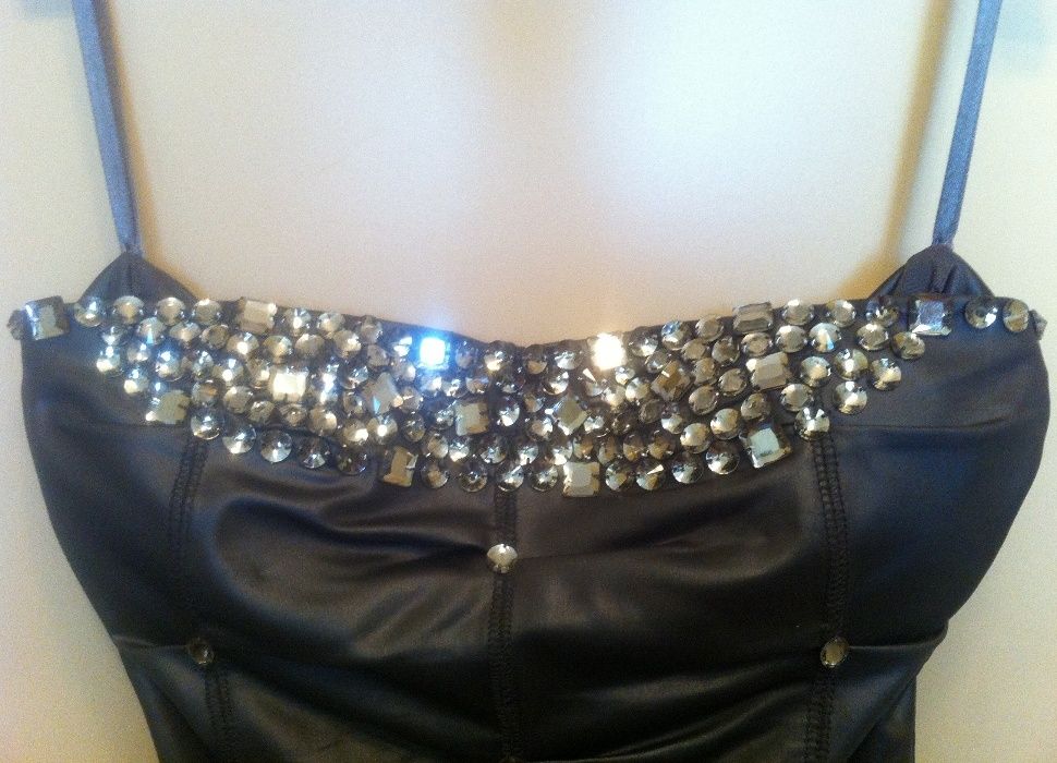 Продам нарядное платье