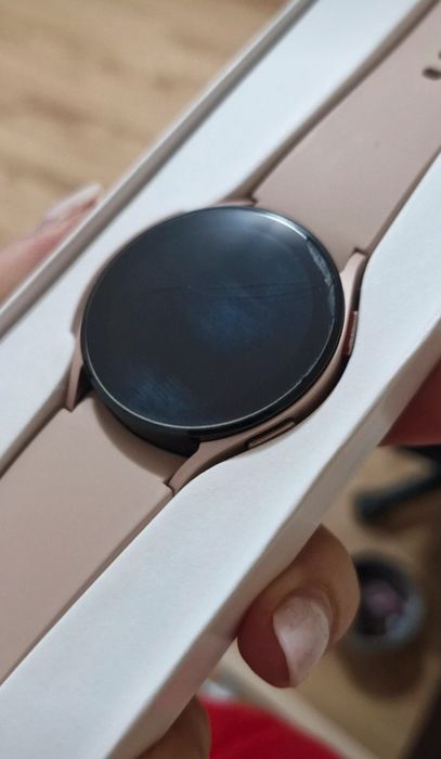 Vând Samsung Galaxy Watch4 40mm
Ceasul este funcțional 100%, pornește