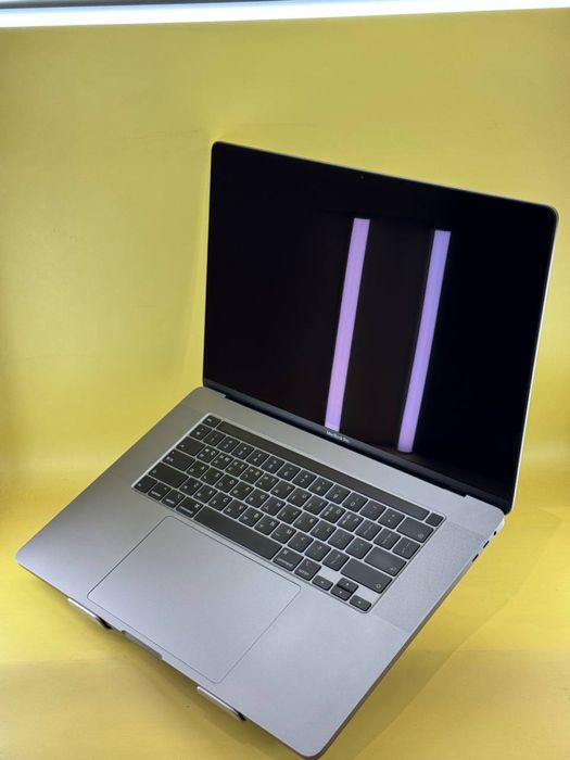 Macbook pro Apple i9